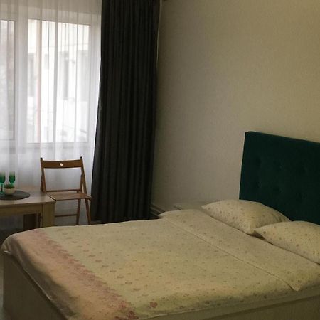 Apartmán Garsoniera Centru Galaţi Exteriér fotografie