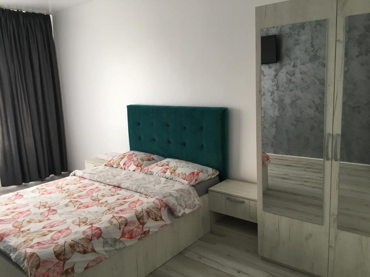 Apartmán Garsoniera Centru Galaţi Exteriér fotografie